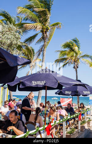 Florida Lauderdale by the Sea Water, Aruba Beach Cafe, ristorante ristoranti cibo mangiare fuori caffè caffè bistrot, cibo, mangiare fuori, servizio, mangiare Foto Stock