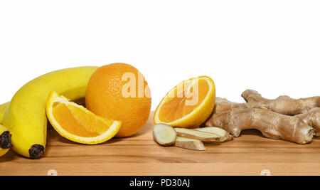 Frutti per frullati tonifiyng su un tagliere di legno. Foto Stock