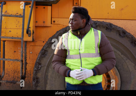 Afro-americano di operaio industriale Foto Stock