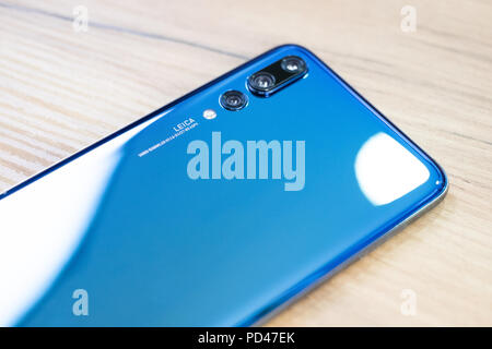 Varsavia, Marzo 2018 - Appena lanciato Huawei P20 Pro smarpthone viene visualizzato per scopi editoriali Foto Stock