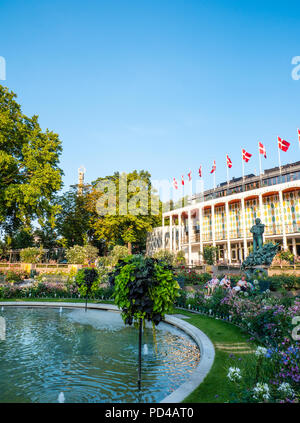 Il Tivoli Concert Hall, i Giardini di Tivoli, Copenaghen, Zelanda, Danimarca, l'Europa. Foto Stock