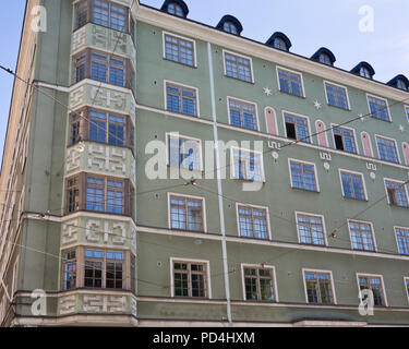 Architettura, specialmente con il giro del secolo di edifici Art Nouveau sono prominenti in molte parti della capitale finlandese di Helsinki Foto Stock