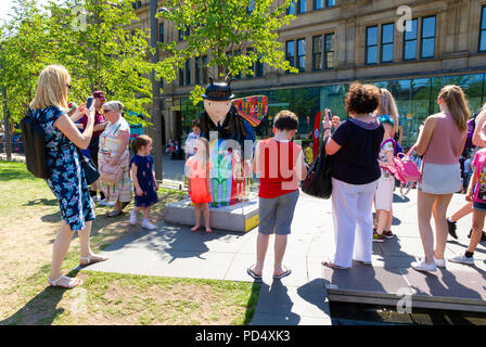 Bee nella città, arte pubblica evento nella città di Manchester. Oltre 100 api su un libero e per il divertimento di tutta la famiglia trail. Foto Stock