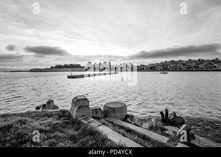 Yacht Harbor all'alba Foto Stock