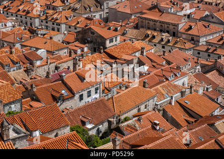 I tetti della Città Vecchia di Dubrovnik, Dubrovnik, Croazia, Europa Foto Stock