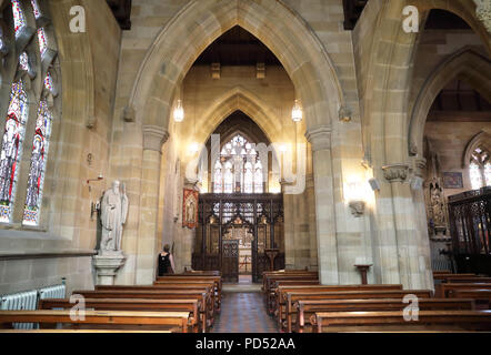 Interno di Pugin la storica St Augustine's Chiesa e Santuario di Ramsgate, sull'isola di Thanet, nel Kent, Regno Unito Foto Stock