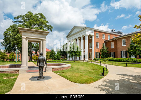 I diritti civili un monumento in onore di James Meredith presso la University of Mississippi, Ole Miss, a Oxford, Mississippi, Stati Uniti d'America. Foto Stock