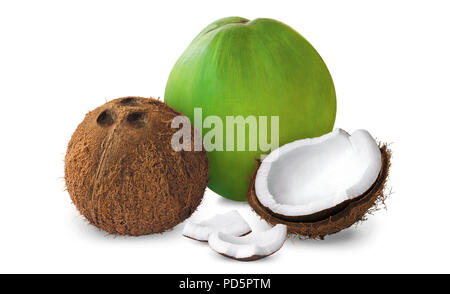 Sbucciate cocco coperto su sfondo bianco Foto Stock