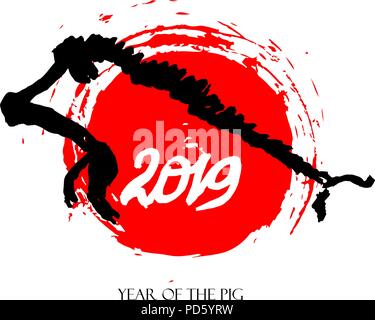 Biglietto di auguri con scritte a mano '2019' e un salto cinghiale su un rosso disco solare, con il testo "Anno del maiale". Vettore calligrafia di inchiostro. Cinese Illustrazione Vettoriale