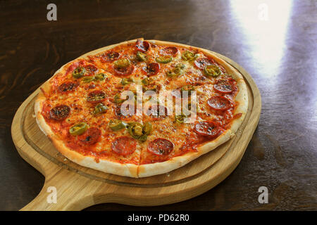 Fresca pizza cotta Foto Stock