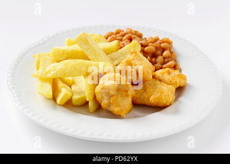 Pepite di pollo con patatine pasto placcato Foto Stock