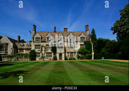 Vista di Anglesey Abbey, Cambridgeshire Foto Stock