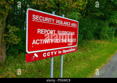 Spia rossa segno, TVCC, Catterick Garrison, North Yorkshire, Inghilterra, Regno Unito Foto Stock