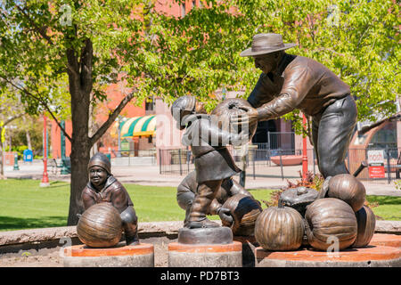 Colorado Springs, 4 maggio: Pumpingkin statua del raccolto nel museo di pionieri il 4 maggio 2017 a Colorado Springs, Colorado Foto Stock