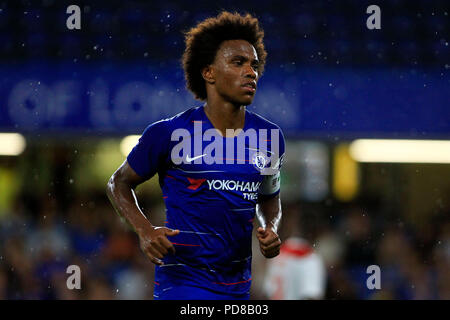 Willian del Chelsea in azione. International Champions Cup match, Chelsea v Lione a Stamford Bridge di Londra il martedì 7 agosto 2018. Questa immagine può essere utilizzata solo per scopi editoriali. Solo uso editoriale, è richiesta una licenza per uso commerciale. Nessun uso in scommesse, giochi o un singolo giocatore/club/league pubblicazioni. pic da Steffan Bowen/ Andrew Orchard fotografia sportiva/Alamy Live news Foto Stock