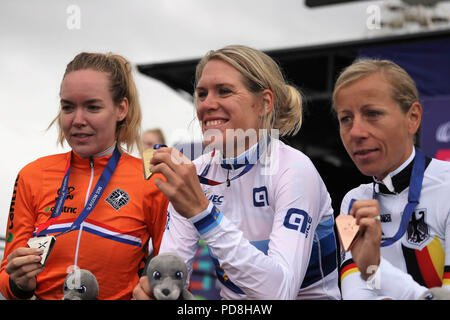 Glasgow, brevetto statunitense n. 8 agosto 2018. Anna Van der Breggen (Paesi Bassi),Ellen van DIJK (Paesi Bassi)e Trixi Worrack (Germania) durante il ciclismo su strada Campionati Europei Glasgow 2018, nel centro della città di Glasgow e aree metropolitane della Gran Bretagna, il giorno 7 e il giorno 8 agosto 2018 - Photo Laurent Lairys / DPPI Credito: Laurent Lairys/Agence Locevaphotos/Alamy Live News Foto Stock