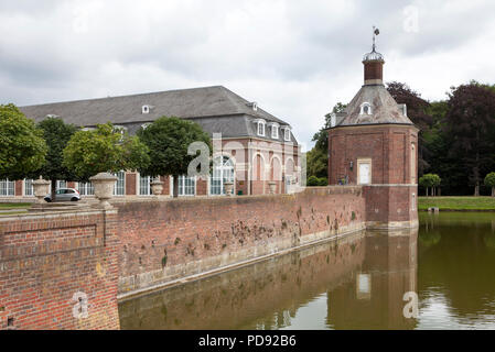 Piccola sala conferenze della FHF NRW, un collegio per i futuri ispettori fiscali Nordkirchen Moated Palace, Germania Foto Stock