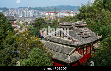 Nanning, Cina - il Nov 2, 2015. Antico palazzo in Nanning, Cina. Nanning è una città nel sud della Cina vicino al confine del Vietnam. Foto Stock