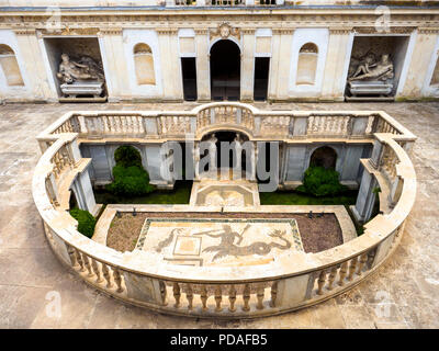 Il portico loggia al livello inferiore del Ninfeo - Museo Nazionale Etrusco di Villa Giulia - Roma, Italia Foto Stock