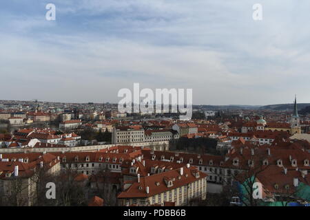 Praga è la capitale e la città più grande della Repubblica ceca, il XIV ampia città nell'Unione europea e la storica capitale della Boemia. Foto Stock