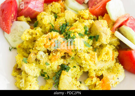 Couscous marocchino con pollo. Foto Stock