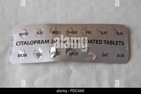 Il citalopram è un tipo di agente antidepressivo noto come un SSRI (un inibitore selettivo della ricaptazione della serotonina) che è utilizzato per trattare la depressione. Foto Stock
