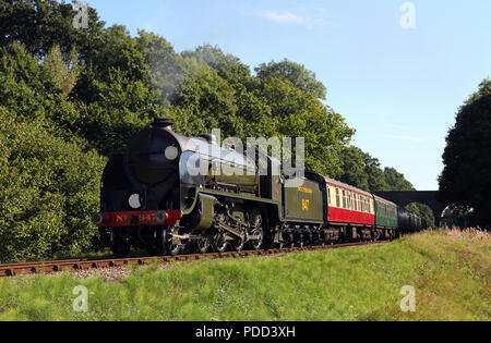 847 si avvicina Horsted Keynes sulla ferrovia Bluebell su 7.9.16 Foto Stock