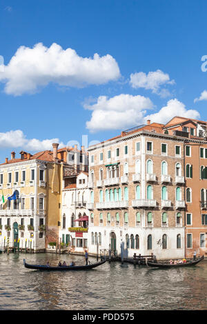 Le gondole del Canal Grande, Cannaregio al tramonto, Venezia, Veneto, Italia Foto Stock