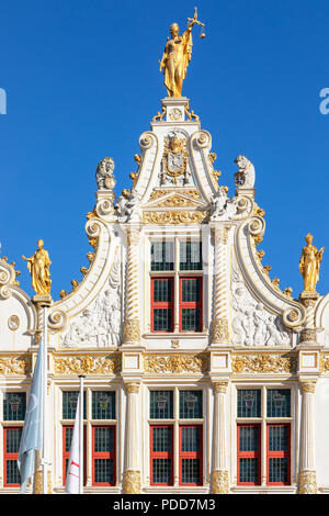 Dettaglio dell'architettura del rinascimento edifici di stile utilizzato per i tribunali fino al XVIII secolo, in Burg, Bruges, Belgio Foto Stock