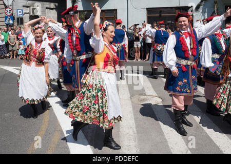 Il cinquantacinquesimo Beskidy Montanari " Settimana della Cultura 29.07- 06.08.2018 . Sfilano per le strade di Żywiec in Polonia 04.08.2018 Foto Stock