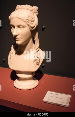 Busto di Charlotte Napoleone Bonaparte (1802 - 1839) era la figlia di Giuseppe Bonaparte, fratello dell'Imperatore Napoleone sul display in Fesc Foto Stock