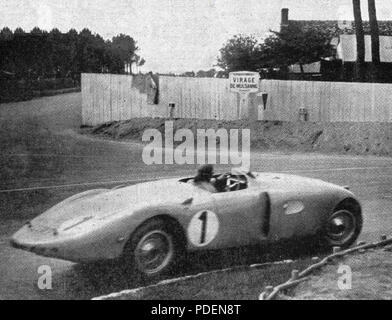 169 Jean-Pierre Wimille et Pierre Veyron vainqueurs des 24 Heures du Mans 1939 sur Bugatti 57C Foto Stock