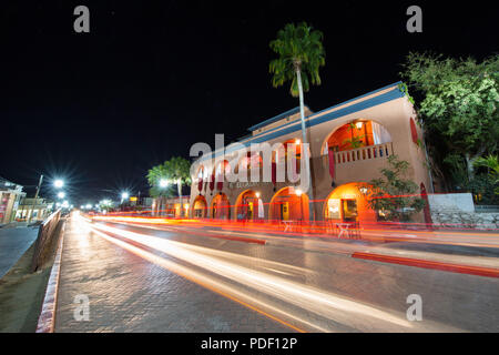 Vista esterna del Hotel California in Todos Santos, Baja California Sur, Messico. Foto Stock