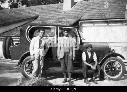 223 uomini, automobile culatta, marchio americano, Ford-marca Fortepan 16747 Foto Stock