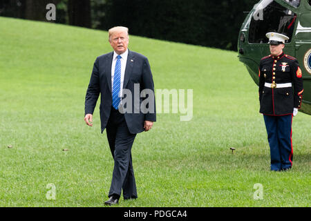 Il ritorno del presidente Donald Trump in serata tramite il Marine un elicottero per la Casa Bianca di Washington, DC, luglio 24, 2018 Foto Stock