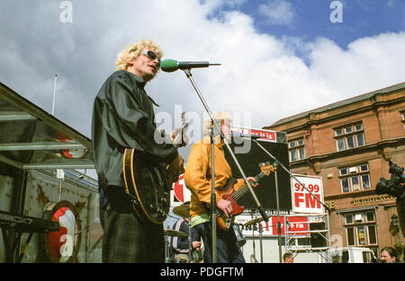 Dodgy BBC radio 1 un Roadshow Blackpool luci si accendono 1 settembre 1996 Foto Stock