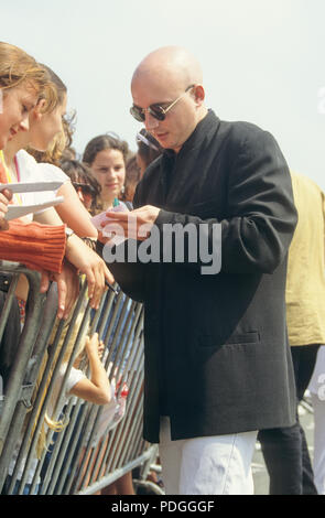 I Boo Radleys. BBC radio 1 One Roadshow Plymouth Hoe Devon 15 agosto 1996 Rob Harrison alla batteria, cantante/chitarrista Simon 'dice' Rowbottom, chitarrista/compositore Martin Carr e bassista Timothy Brown Foto Stock