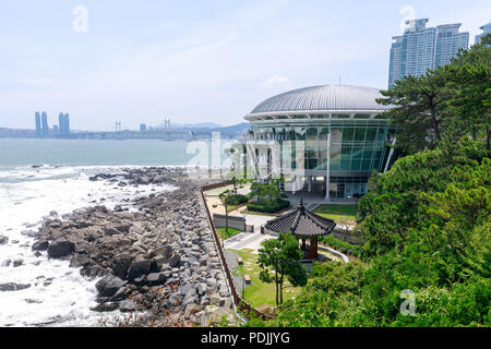 Busan, Corea del Sud - Luglio 7, 2018 : Nurimaru APEC House individuare sulla Haeundae Dongbaekseom isola in Busan, Corea del Sud. Foto Stock