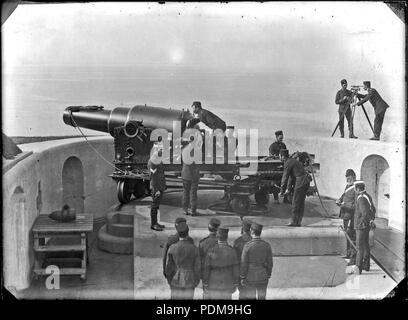 126 RML 9 pollice di pistola e equipaggio a Fort Scratchley-1 4810886027 Flickr Foto Stock