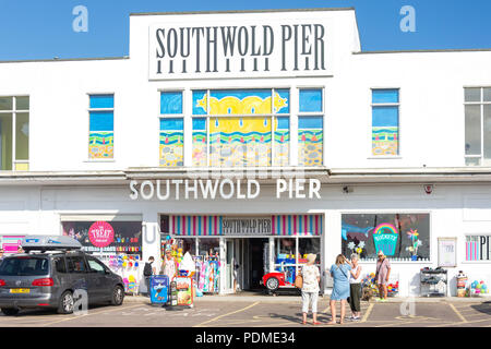 Ingresso Southwold Pier, Southwold, Suffolk, Inghilterra, Regno Unito Foto Stock