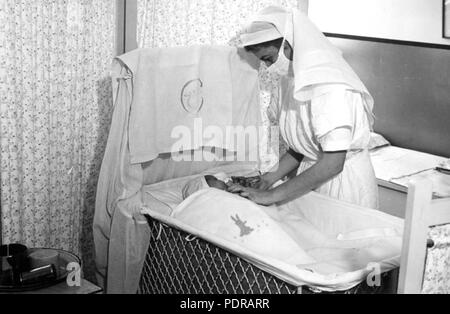 102 Queensland Archivi di Stato 1490 che illustra le attività di madre e bambino Servizio Sociale Aprile 1950 Foto Stock