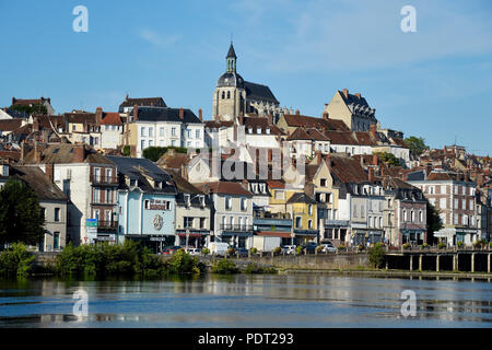 Joigny in Bourgogne - Yonne - Francia Foto Stock