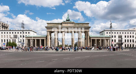 1788-91 von Carl Gotthard Langhans, Ansicht von der Strasse des 17. Juni Richtung Osten Foto Stock