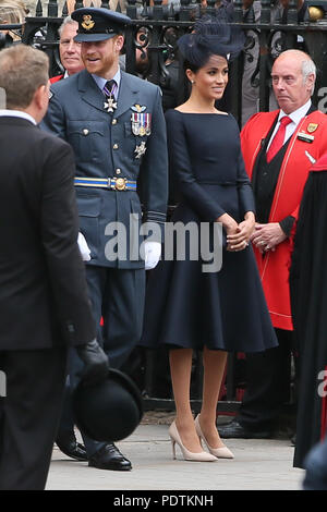 La famiglia reale di lasciare l'Abbazia di Westminster dopo la Royal Air Force 100 anni di servizio - Londra dotata di: il Duca e la Duchessa di Sussex Harry e Meghan dove: Londra, Regno Unito quando: 10 lug 2018 Credit: WENN.com Foto Stock