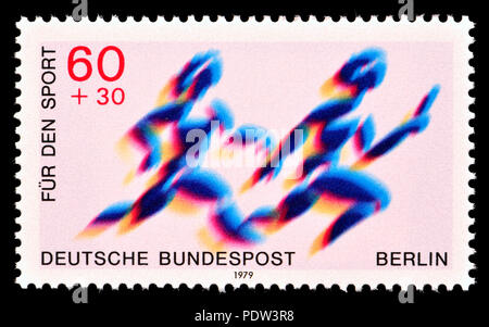 Il tedesco francobollo (Berlino: 1979) : "Fur den Sport' (carità timbro finanziamenti sport) relè corridori Foto Stock