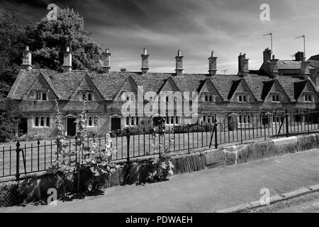 La pietra costruito gli ospizi di carità a Chipping Norton town, Oxfordshire Cotswolds, England, Regno Unito Foto Stock