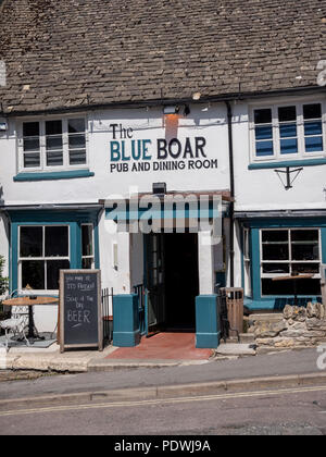 Il Blue Boar pub e sala da pranzo, Chipping Norton Oxfordshire UK Foto Stock