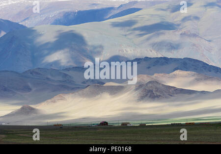 Paesaggio della provincia Bayan-Ölgii, Mongolia. Foto Stock