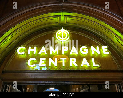 Champagne Central,la stazione centrale di Glasgow, Gordon St, Gordon Street,Scozia,pub,bar Foto Stock