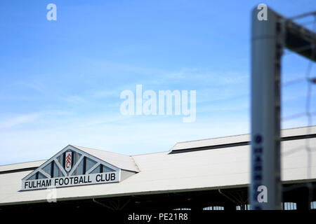 Londra, UK, 11 agosto 2018. Vista generale di Craven Cottage prima di kick off. Premier League, Fulham v Crystal Palace a Craven Cottage di Londra il sabato 11 agosto 2018. Questa immagine può essere utilizzata solo per scopi editoriali. Solo uso editoriale, è richiesta una licenza per uso commerciale. Nessun uso in scommesse, giochi o un singolo giocatore/club/league pubblicazioni. pic da Steffan Bowen/Andrew Orchard fotografia sportiva/Alamy Live news Foto Stock